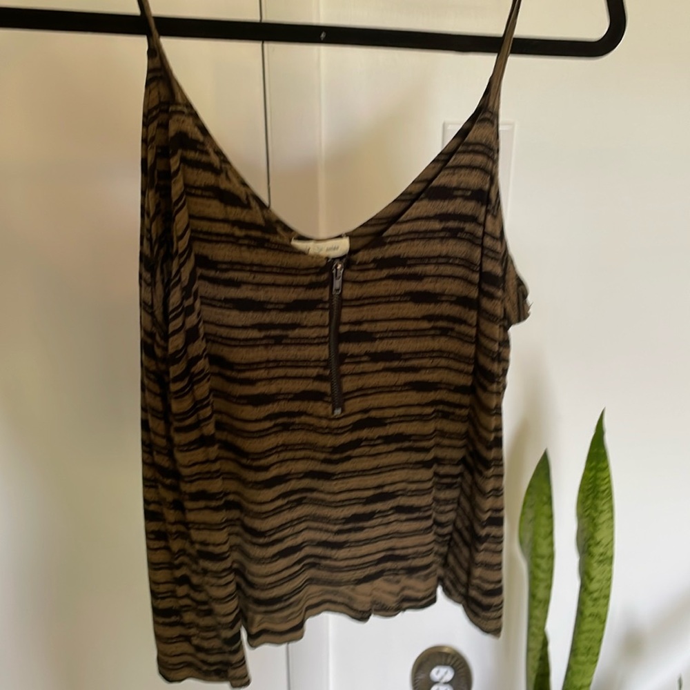 Silence + noise small tank with zipper